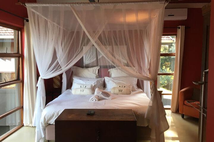 Room 14 of 60