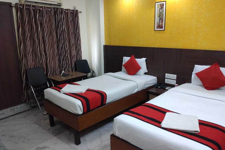 Room 13 of 24