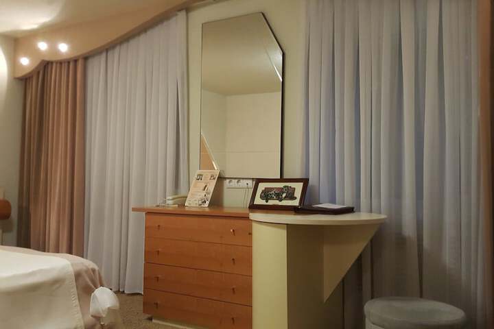 Room 20 of 107