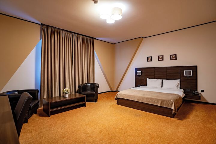 Room 9 of 58