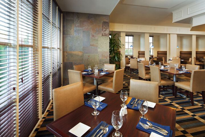 Dining 62 of 62