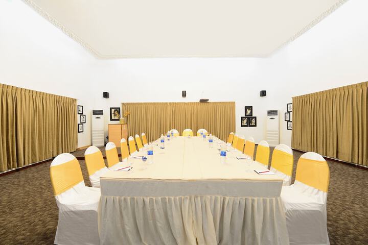 Business Center 109 of 154