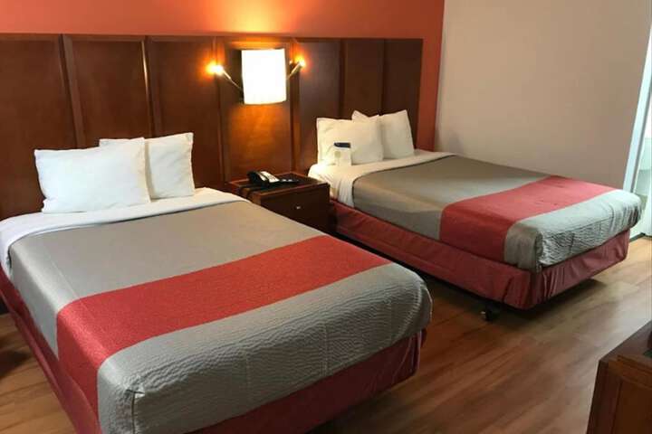 Room 31 of 61