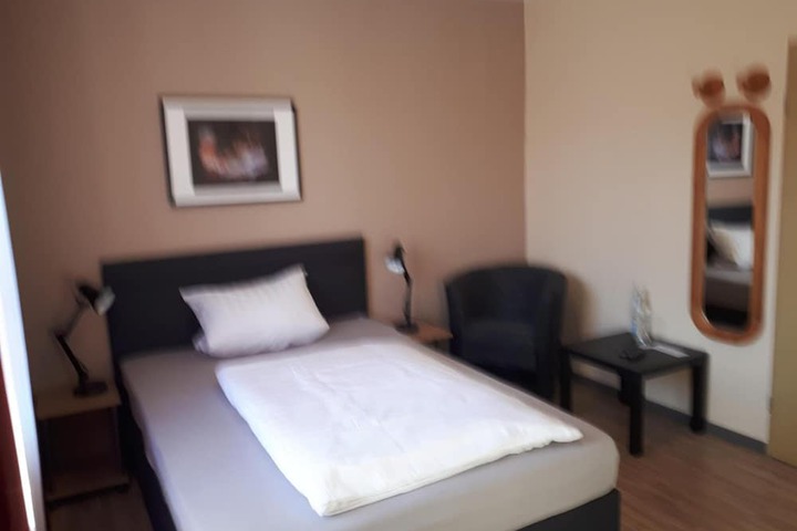 Room 19 of 55