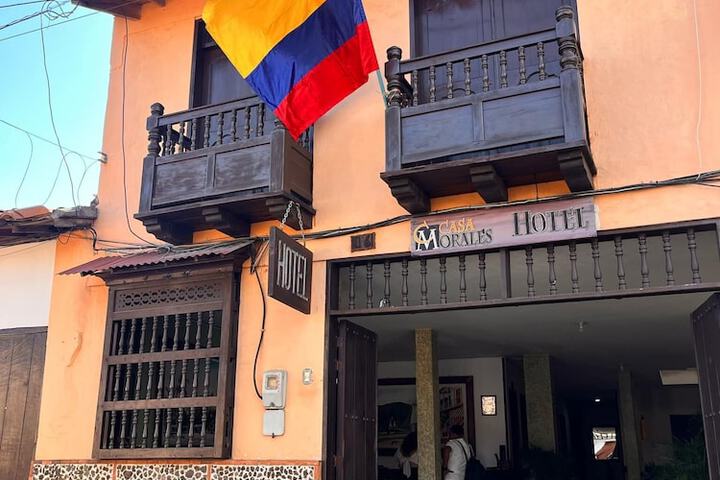 casa morales santa fe