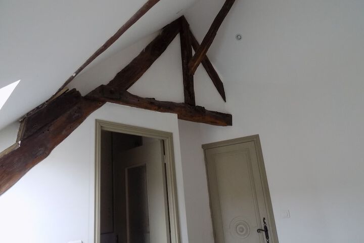 Room 5 of 33