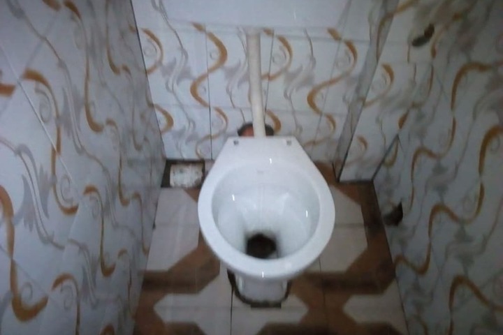 Room 5 of 18