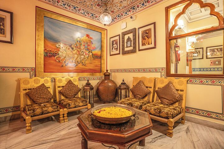 Hotel Interior 15 of 129