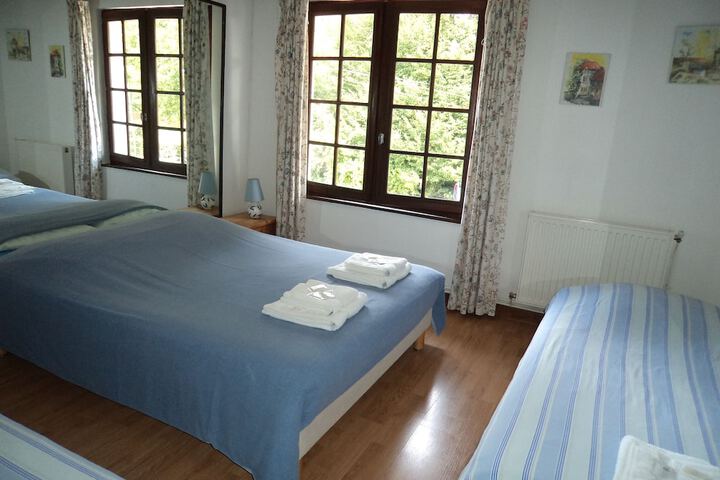 Room 8 of 36
