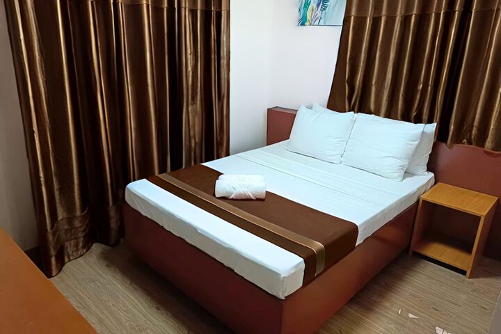 Room 29 of 48