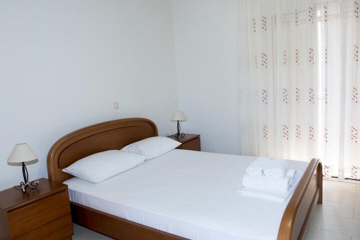 Room 4 of 56