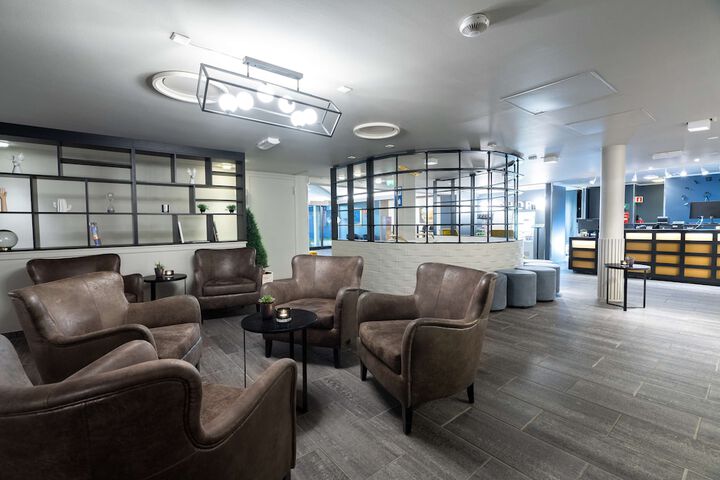 Lobby Photos