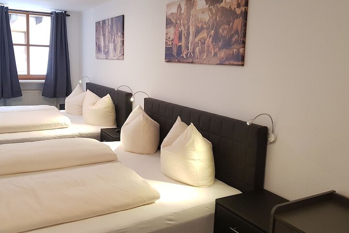 Room 35 of 97