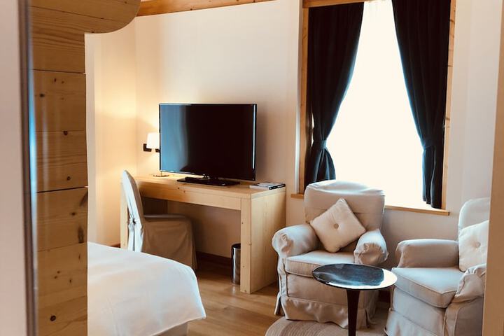 Room 36 of 132