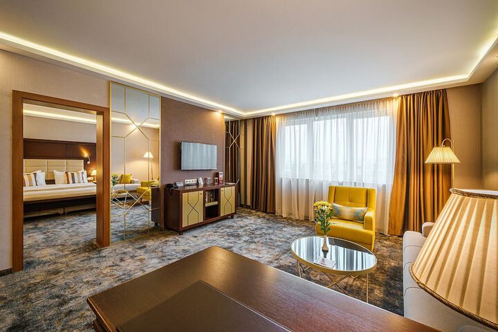 Room 15 of 86