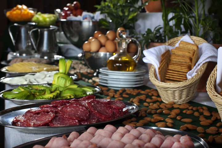 Breakfast buffet