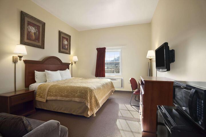 1 King Bed Mobility Accessible (2 of 15)