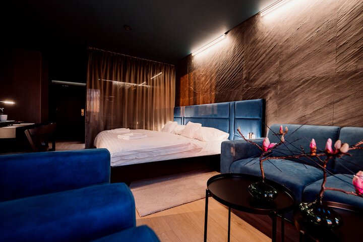 Room 22 of 59