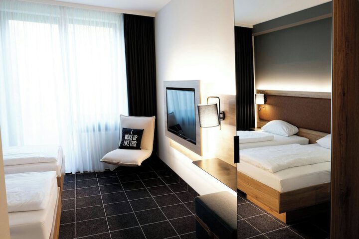 Room 20 of 74