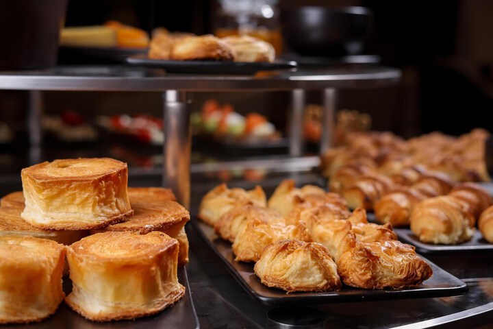 Lounge 95 of 125