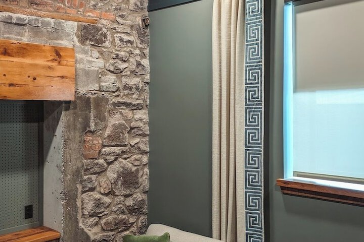 Room 8 of 29