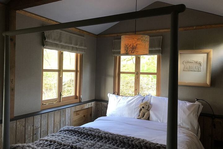 Room 2 of 61