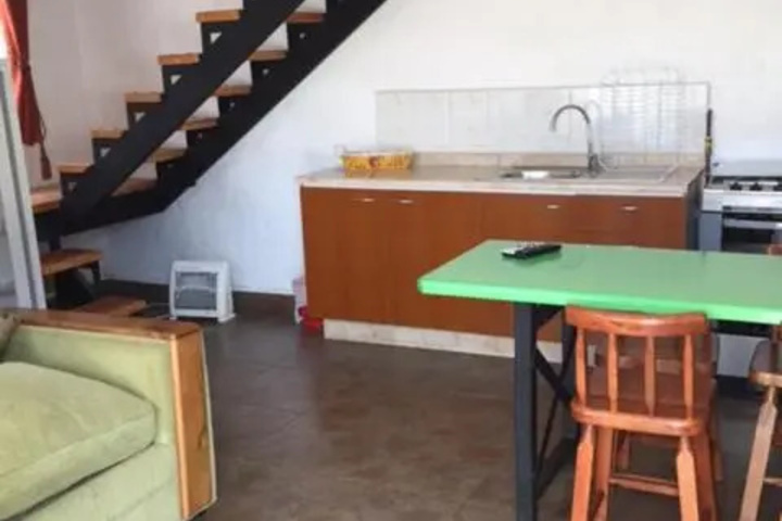 Room 2 of 3