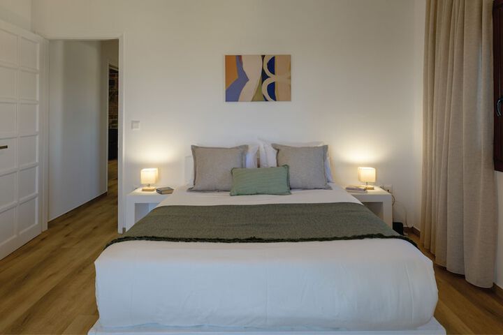 Room 7 of 35