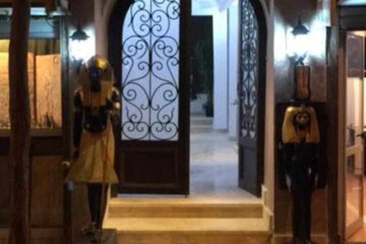 Hotel 7 of 23