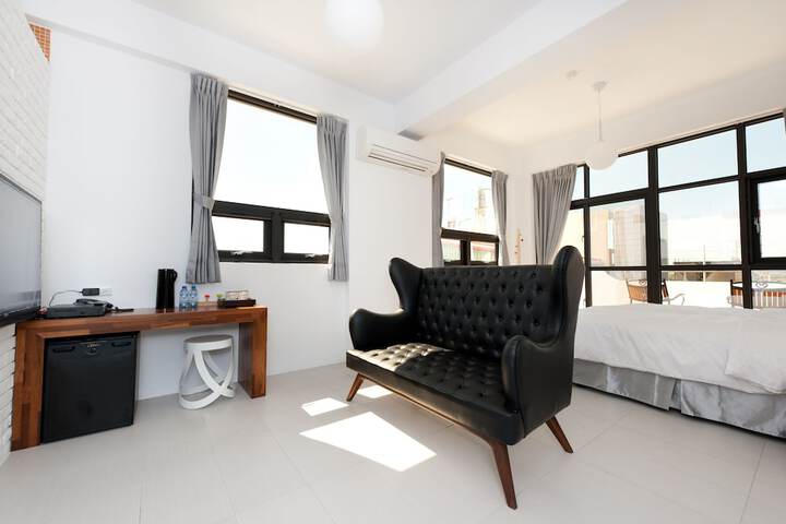 Room 32 of 56