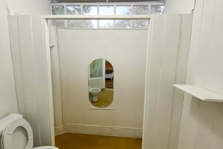 Room 79 of 181