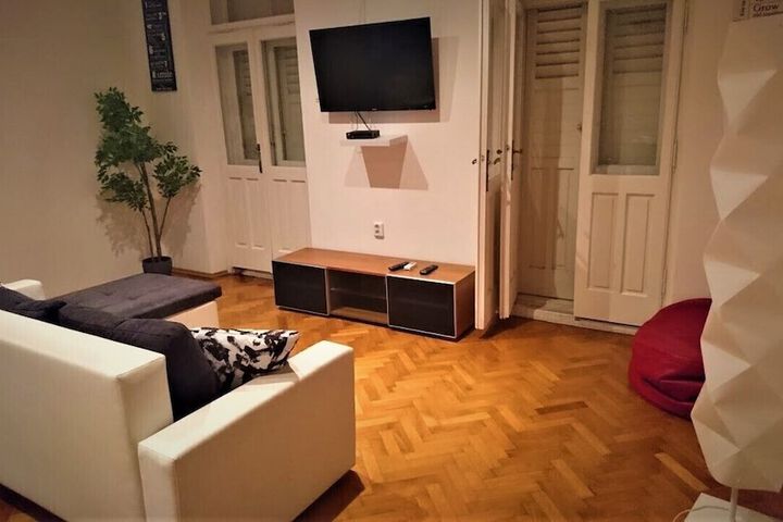 Room 26 of 47