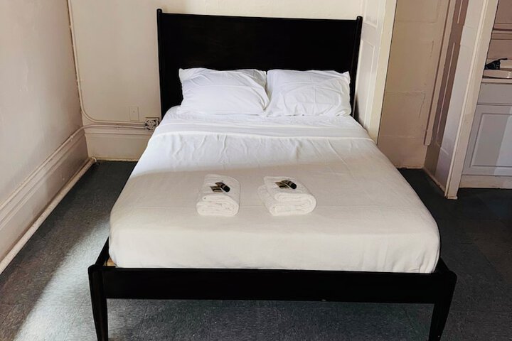 Room 7 of 22