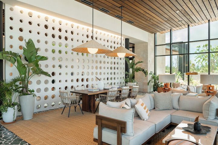Hotel 193 of 206