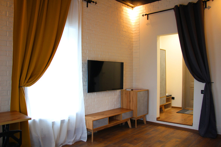 guest_rooms