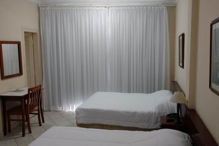 Room 9 of 24