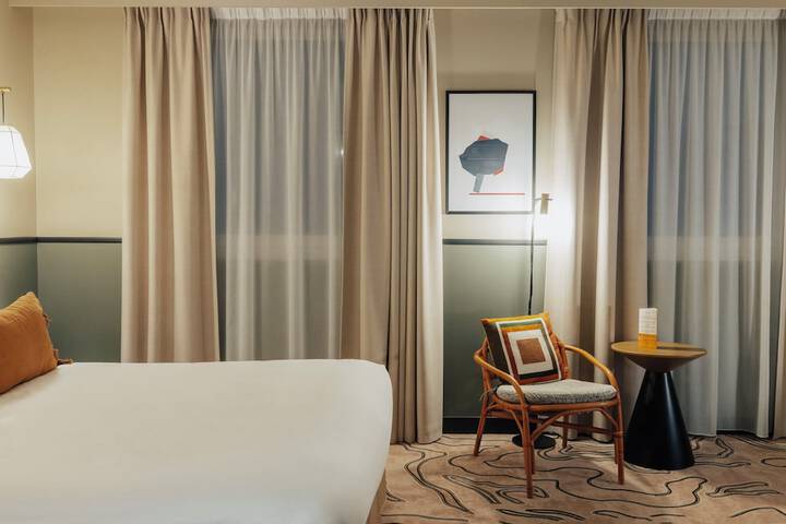 Room 29 of 138