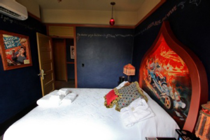 Room 334 of 420