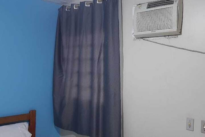Room 22 of 37
