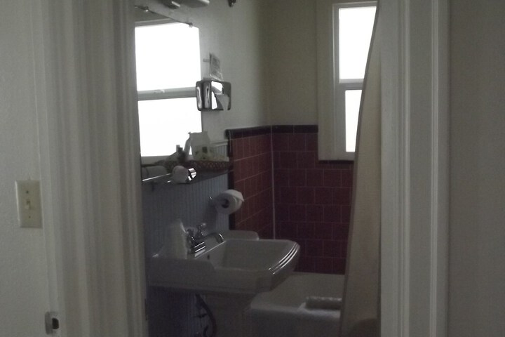 Room 60 of 81