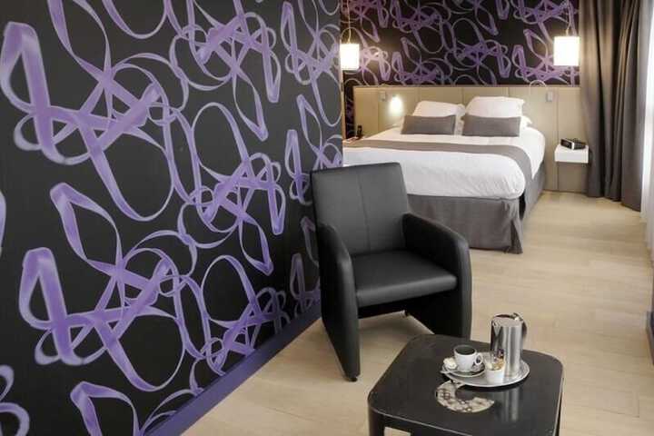 Room 45 of 87