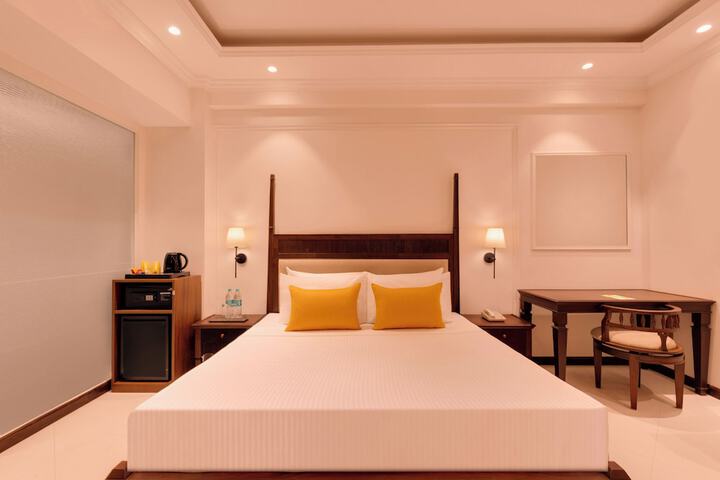 Room 12 of 49