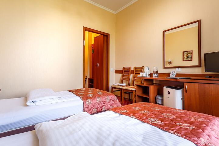 Room 19 of 65