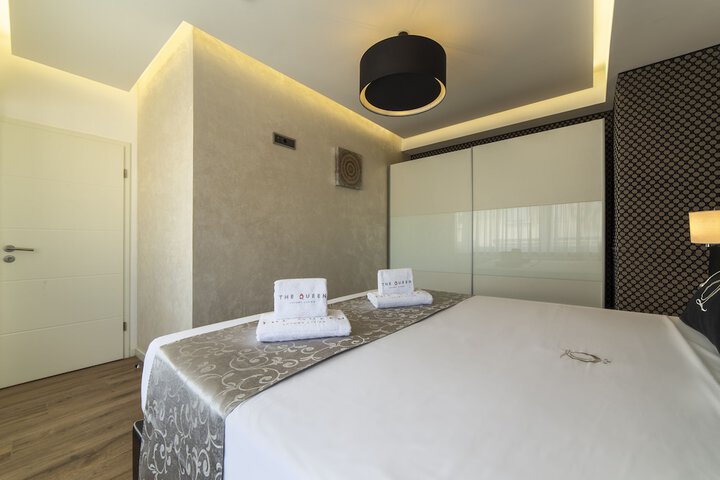 Room 70 of 645