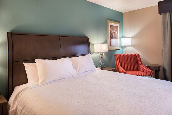 1 King Bed (7 of 23)