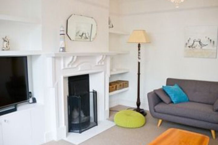 Lounge 18 of 20