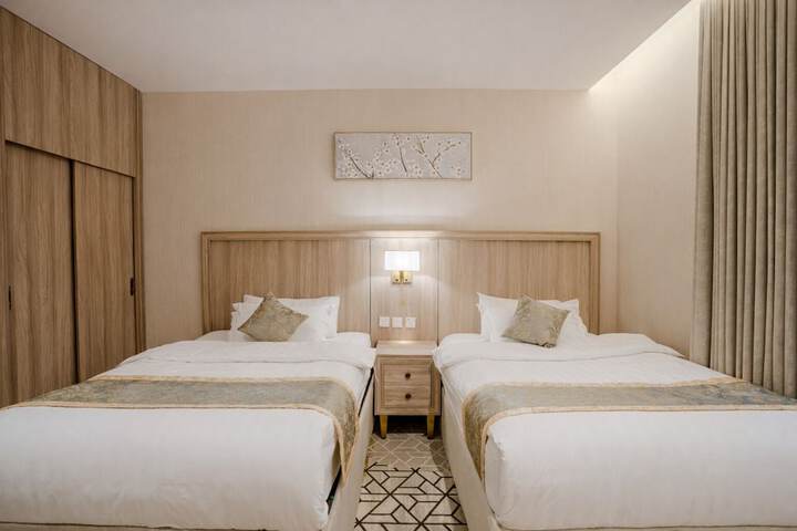 Room 16 of 73