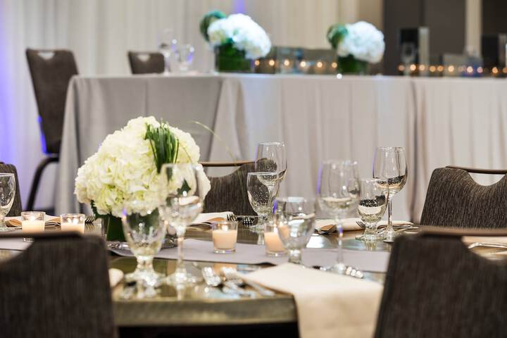 Ballroom/Hall 114 of 177