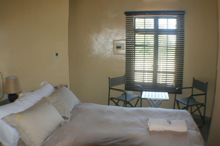 Room 9 of 19