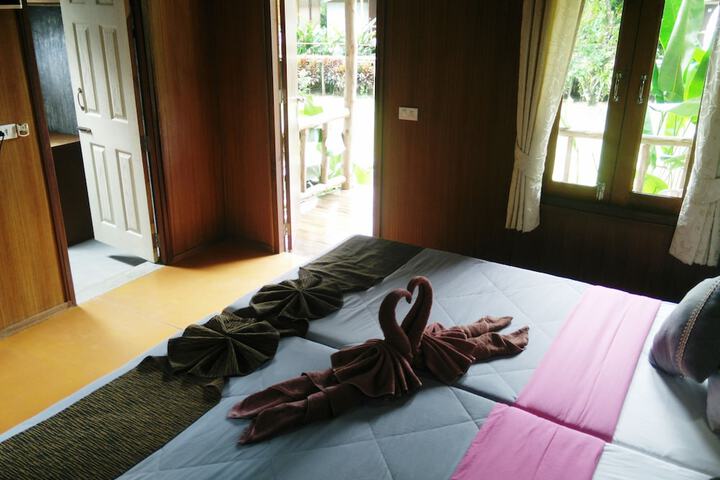 Room 12 of 54